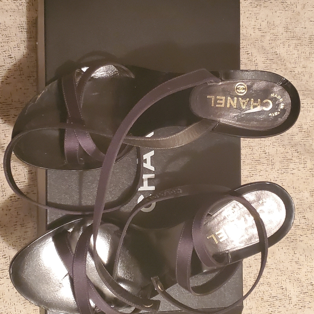 Chanel sandals - Picture 3 of 9